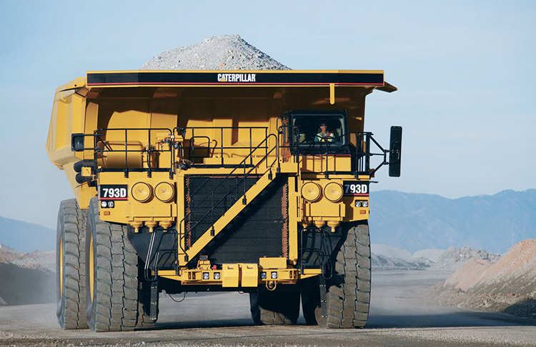Acarreo de Minerales y Movimiento de Tierras